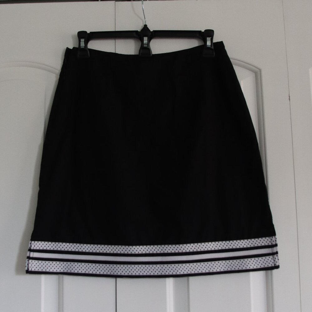 Versailles petite Skirt Size 6 Petite